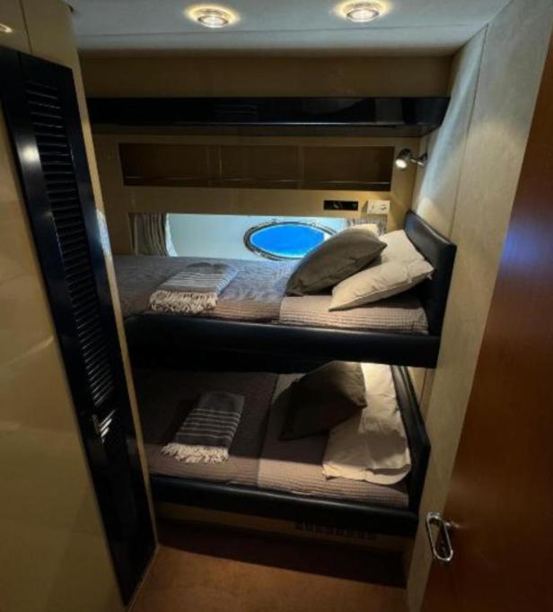 Yacht Sherte Barcellona