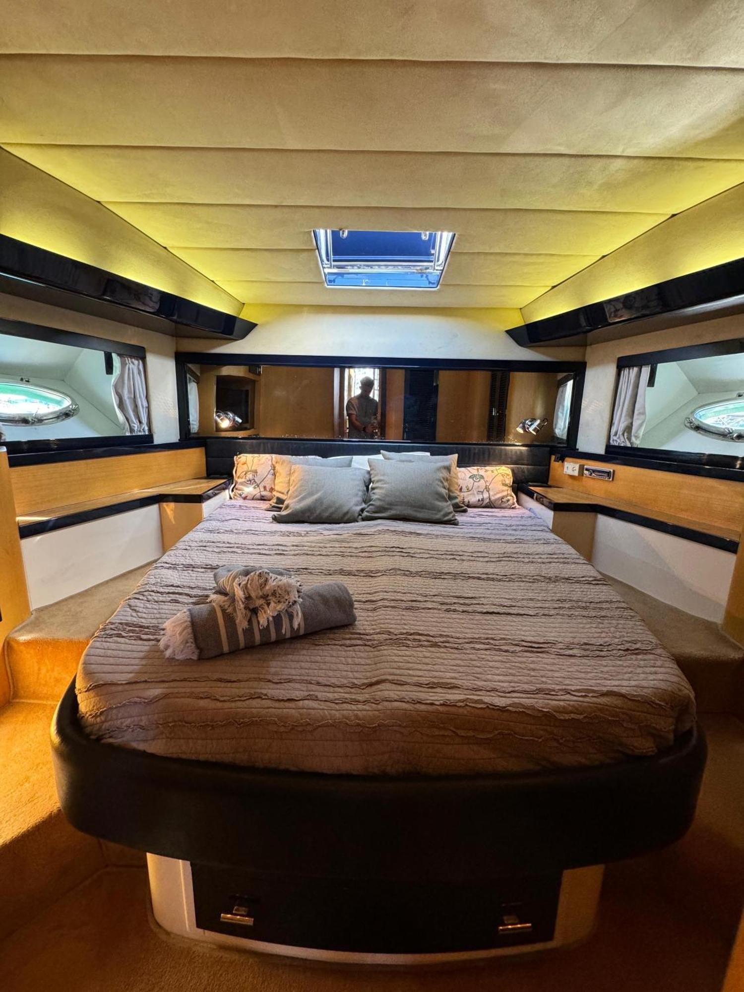 Yacht Sherte * Barcellona