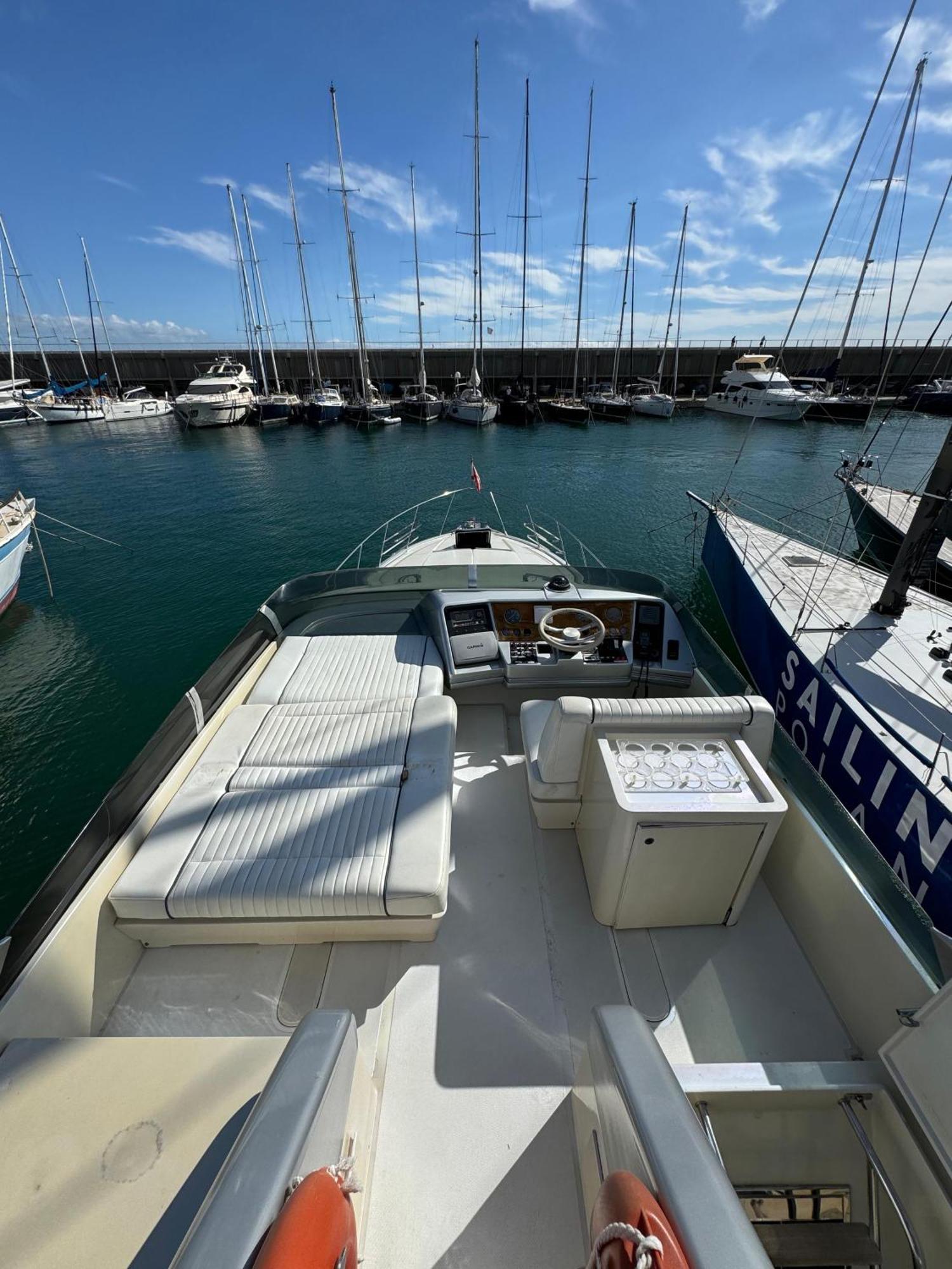 Yacht Sherte * Barcellona