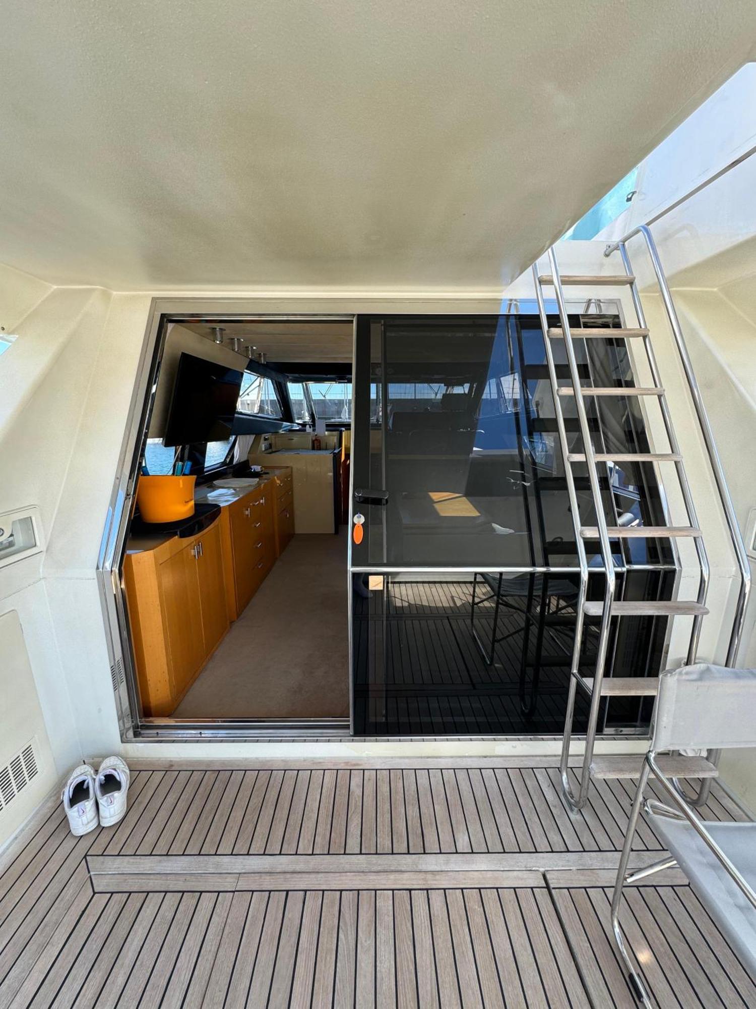 Yacht Sherte Barcellona