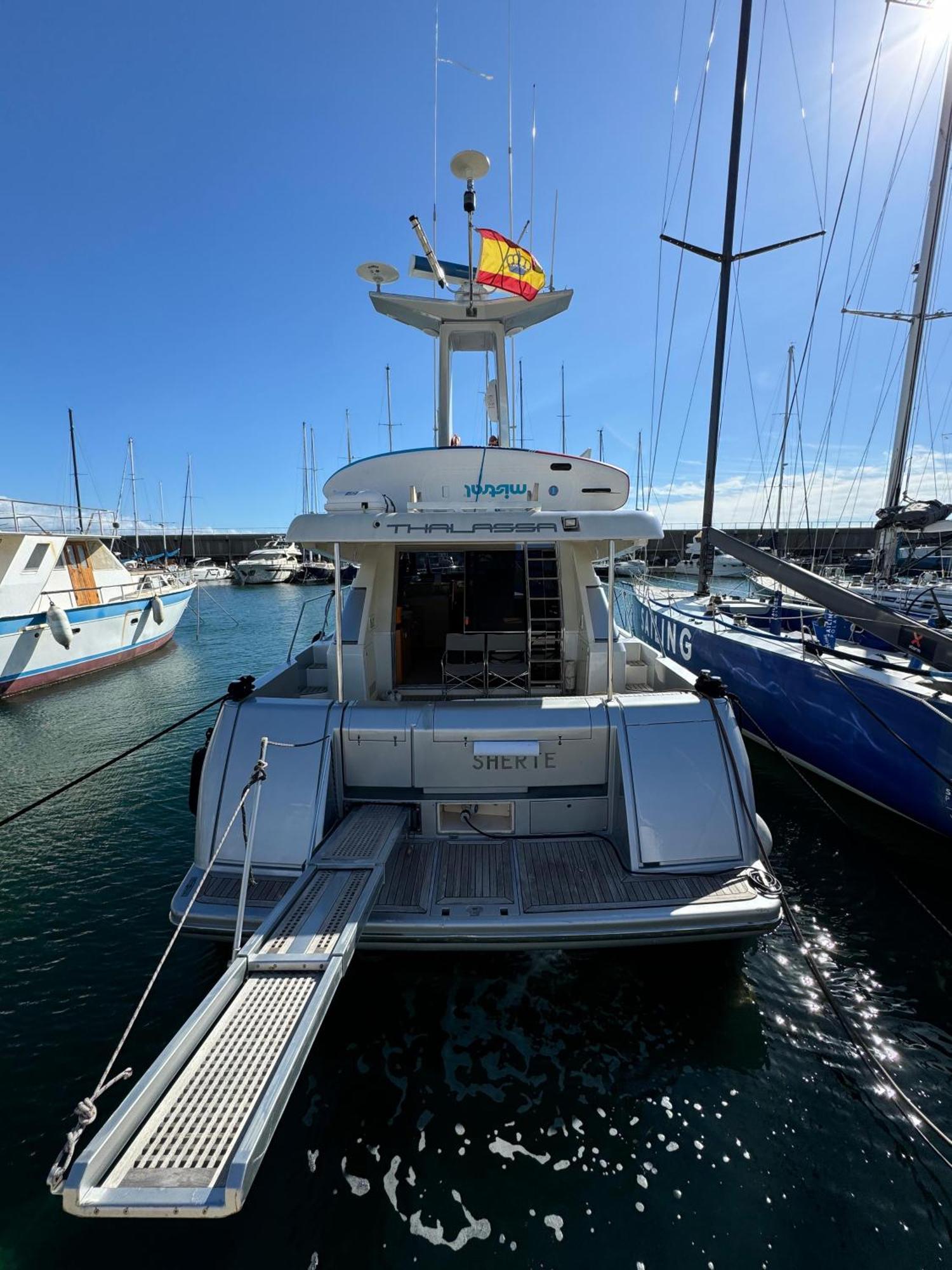 Yacht Sherte * Barcellona
